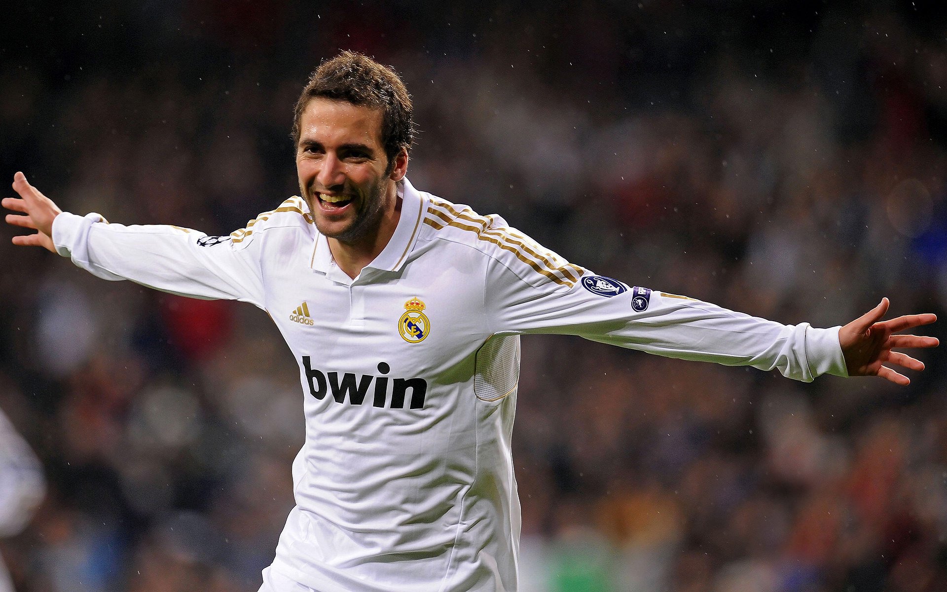 拼搏的青春让中国篮球闪耀世界，拼搏的青春最闪耀